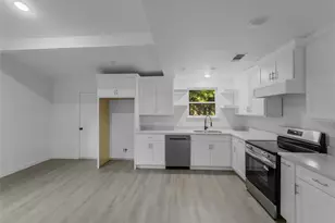 1411 Swiss St, Arlington, TX 76010 - Photo 8