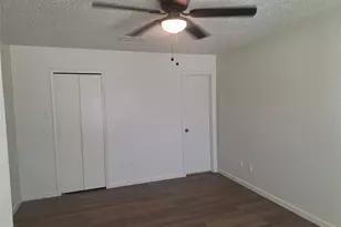 3946 Queens Ct, Garland, TX 75043 - Photo 12