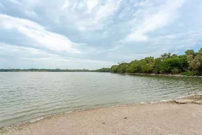 3816 Lochwood Drive, Rowlett, TX 75088 - Photo 10