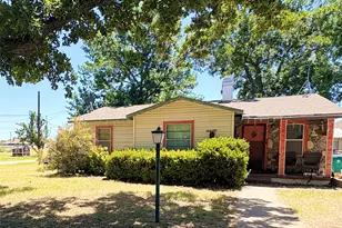 419 E Conner St, Eastland, TX 76448 - Photo 2