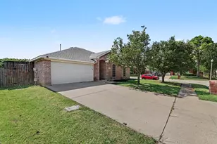 3820 Willowick Cir, Denton, TX 76210 - Photo 2
