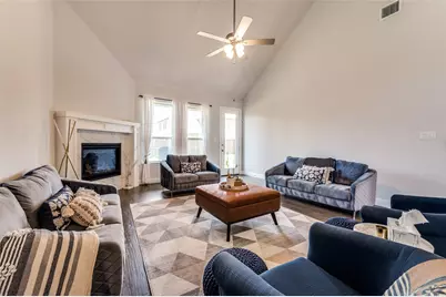 333 Foxthorne Way, Little Elm, TX 75068 - Photo 6