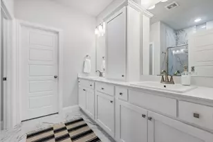 12952 Wymeth Dr, Farmers Branch, TX 75234 - Photo 14