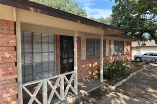 33 Somerset Terrace, Bedford, TX 76022 - Photo 4