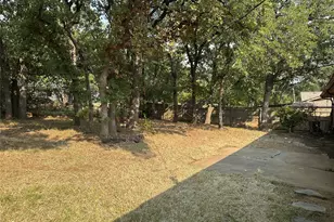33 Somerset Terrace, Bedford, TX 76022 - Photo 22