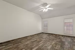 2601 Ridgemeade Dr, Garland, TX 75040 - Photo 14