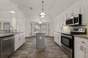 2601 Ridgemeade Dr, Garland, TX 75040 - Photo 10