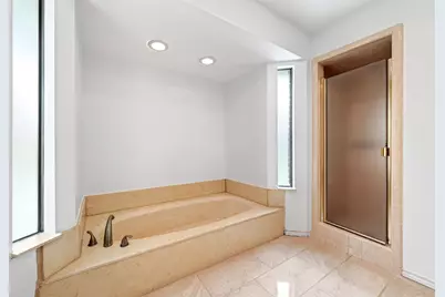 10130 Woodlake Drive, Dallas, TX 75243 - Photo 22