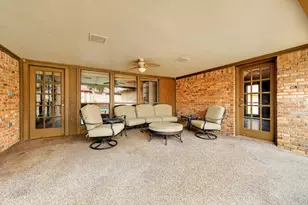 10130 Woodlake Dr, Dallas, TX 75243 - Photo 34