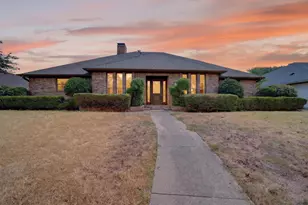 10130 Woodlake Dr, Dallas, TX 75243 - Photo 2