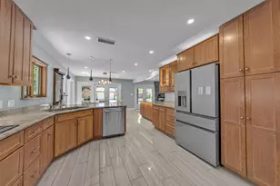8215 Mountain Lake Ct, Fort Worth, TX 76179 - Photo 8
