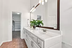 1324 Cog Hill Dr, Fort Worth, TX 76120 - Photo 24