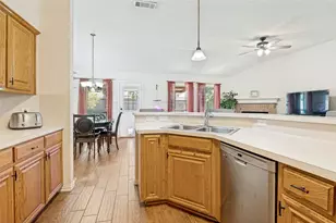 540 Cambridge Dr, Saginaw, TX 76179 - Photo 10
