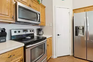 540 Cambridge Dr, Saginaw, TX 76179 - Photo 12
