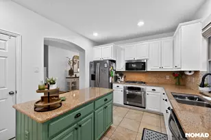 1128 Wilson Dr, Lantana, TX 76226 - Photo 4
