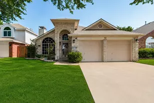 1153 Bayside Dr, Irving, TX 75060 - Photo 2