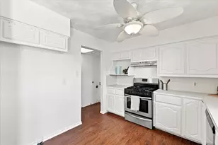 3026 Rilla Dr, Garland, TX 75041 - Photo 16