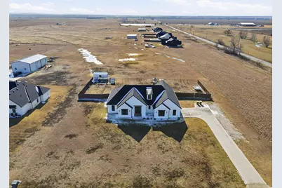 8410 County Road 301, Grandview, TX 76050 - Photo 4