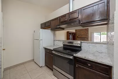 3801 14th Street #403, Plano, TX 75074 - Photo 4