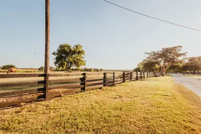 246 Hcr 1450 N, Covington, TX 76636 - Photo 18