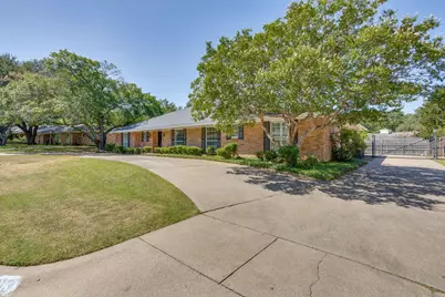 4813 Springwillow Road, Fort Worth, TX 76109 - Photo 2