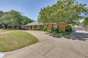 4813 Springwillow Rd, Fort Worth, TX 76109 - Photo 2