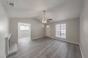 2666 Kellogg Ave, Dallas, TX 75216 - Photo 6