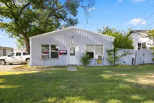 205 W 4th St, Justin, TX 76247 - Photo 1
