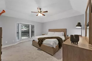 2530 Seven Hills Dr, Grand Prairie, TX 75052 - Photo 6