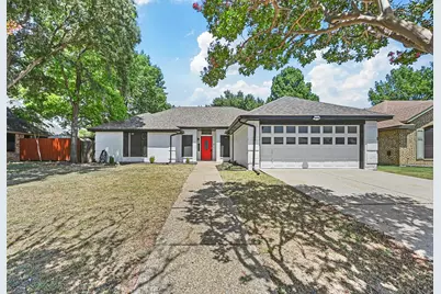 2530 Seven Hills Drive, Grand Prairie, TX 75052 - Photo 1