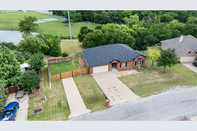 2935 Meandering Way, Granbury, TX 76049 - Photo 34