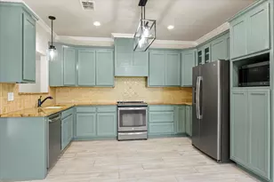 2935 Meandering Way, Granbury, TX 76049 - Photo 12