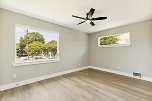9410 Creel Creek Dr, Dallas, TX 75228 - Photo 26