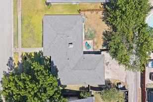 9410 Creel Creek Dr, Dallas, TX 75228 - Photo 26