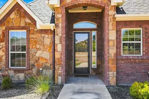 149 Overton Ridge Cir, Weatherford, TX 76088 - Photo 2