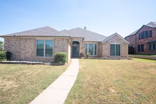 3020 St Jude Dr, Mansfield, TX 76063 - Photo 2