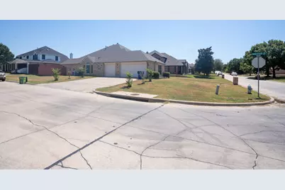 3020 Saint Jude Drive, Mansfield, TX 76063 - Photo 4