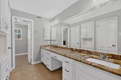 1380 Green Hills Court, Duncanville, TX 75137 - Photo 24
