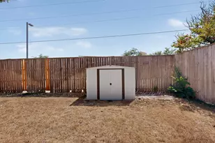 1380 Green Hills Ct, Duncanville, TX 75137 - Photo 38