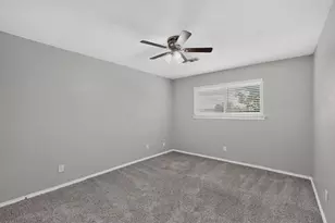 1380 Green Hills Ct, Duncanville, TX 75137 - Photo 30