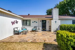 1304 Augusta Rd, Benbrook, TX 76126 - Photo 14