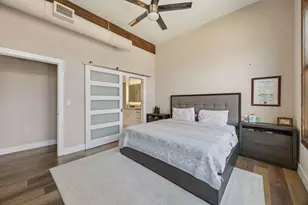 2502 Live Oak St, Dallas, TX 75204 - Photo 14