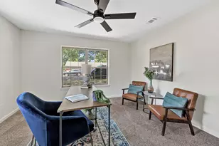 1218 Thomas St, Denton, TX 76201 - Photo 34