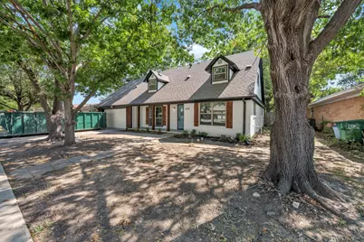 1218 Thomas Street, Denton, TX 76201 - Photo 2