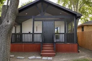 2628 Downing Ave, Dallas, TX 75216 - Photo 2