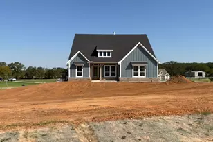 601 Tay Tay Wy, Springtown, TX 76082 - Photo 1