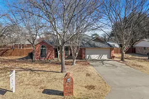403 Carolota St, Krugerville, TX 76227 - Photo 4