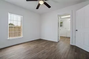 419 N Crawford St, Denton, TX 76209 - Photo 10