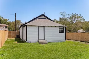 419 N Crawford St, Denton, TX 76209 - Photo 20