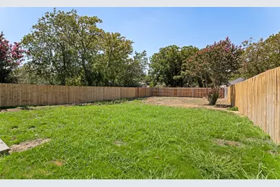 419 N Crawford Street, Denton, TX 76209 - Photo 24